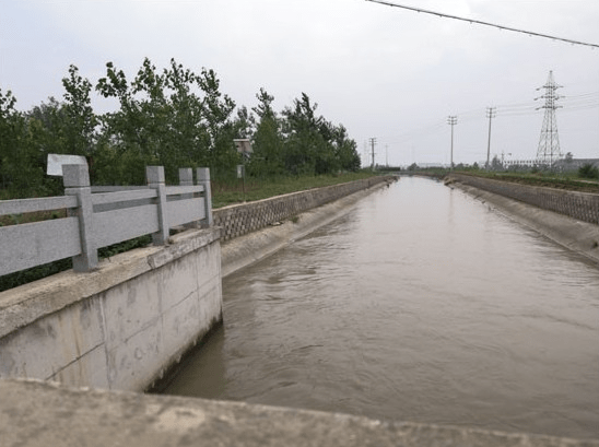 南京水利項目使用超聲波明渠流量計測量河道流量